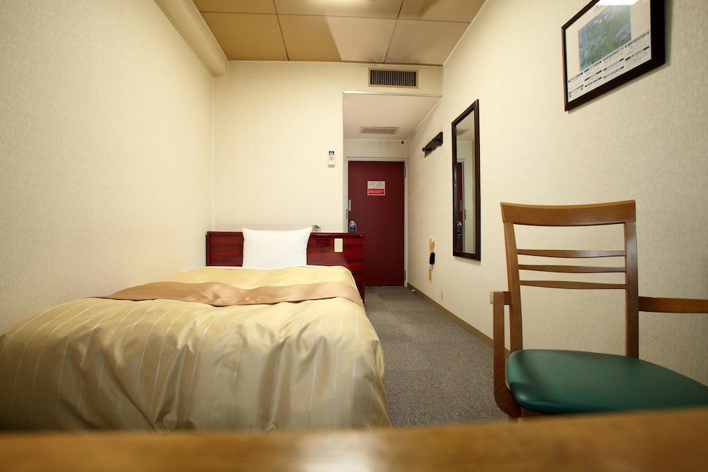 Hotel 1-2-3 Kofu Shingen Onsen Room photo